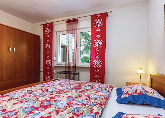 Apartamento 3 Bedroom Cozy In Kostrena