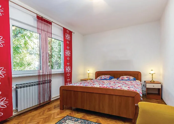 3 Bedroom Cozy In * Kostrena