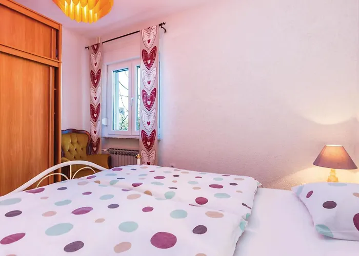 3 Bedroom Cozy In
