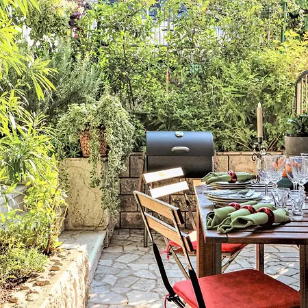 Apartment 3 Bedroom Cozy In Kostrena