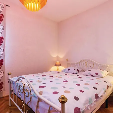 3 Bedroom Cozy In